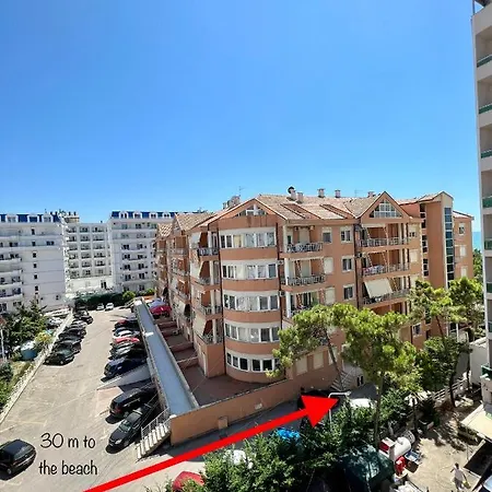 Best Location Beach Apt Golem 아파트 *