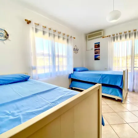 Best Location Beach Apt Golem * 골렘